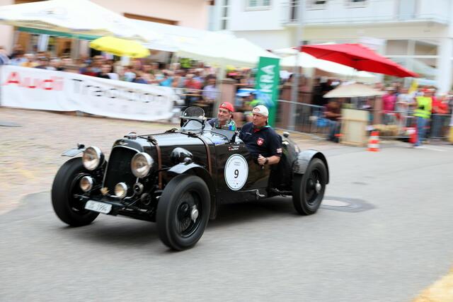 Aston Martin Roadster Bj. 1937 bei der Wertungsprüfung in Spechbach, gefahren von Jörg Riboni und Richard Hausheer | Foto: moto - foto ( Reuschel )