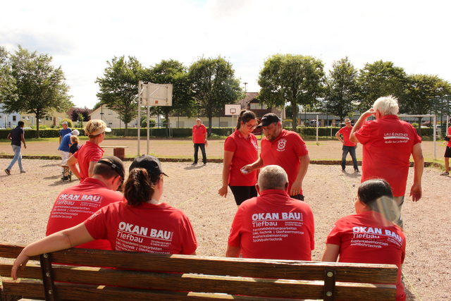 Bezirksliga-Süd in Bornheim | Foto: Paul Lagall, Anette Schangai
