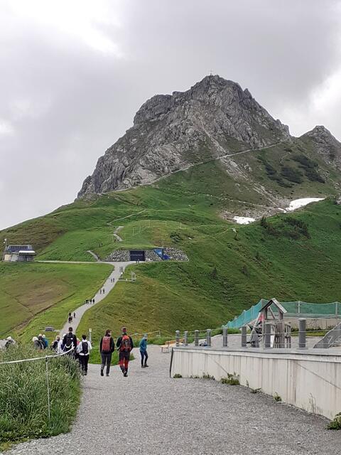 Weg zur Kanzelwandspitze | Foto: Walter Fromkorth