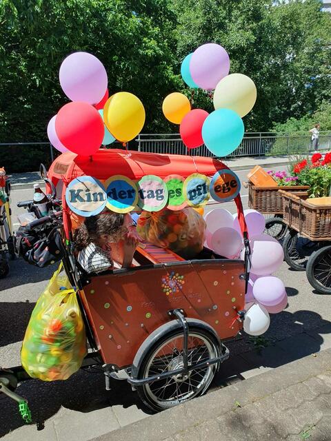 Mit bunt geschmückten Lastenräder | Foto: Angelika Schreiweis-Brezinova