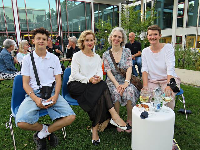 Gruppenbild mit Lebensgefährtin von Olaf Schönborn | Foto: Brigitte Melder