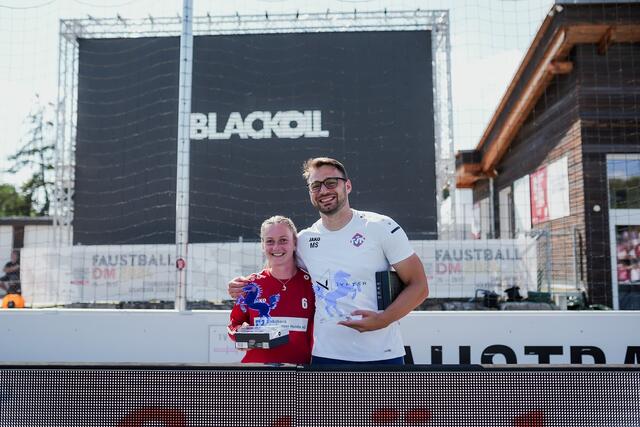 Die besten Spieler:inn Hinrike Seitz und Marcel Stoklasa | Foto: Uwe Spille