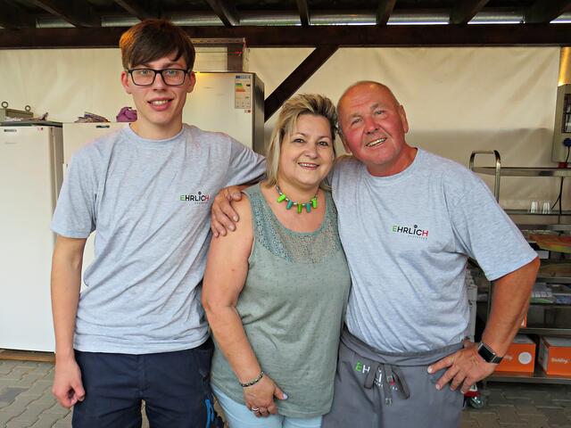 Sorgten für das leibliche Wohl: Weingut Ehrlich | Foto: Brigitte Melder