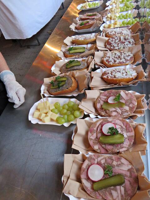 Typisch Pfälzer Spezialitäten | Foto: Brigitte Melder