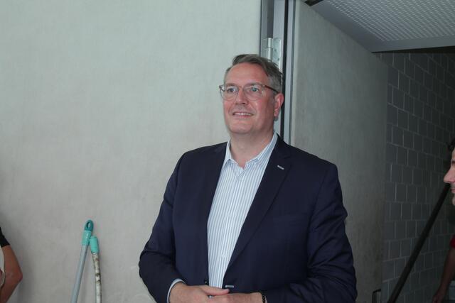 Der rheinland-pfälzische Ministerpräsident Alexander Schweitzer  | Foto: Michael Sonnick