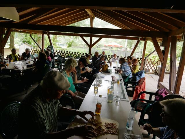 In der Grillhütte | Foto: Ich