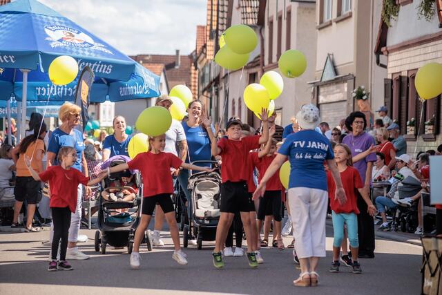 1.250 Jahre Bellheim - der Festumzug ein unvergessliches Erlebnis von dem der Ort noch lange sprechen wird | Foto: Paul Needham