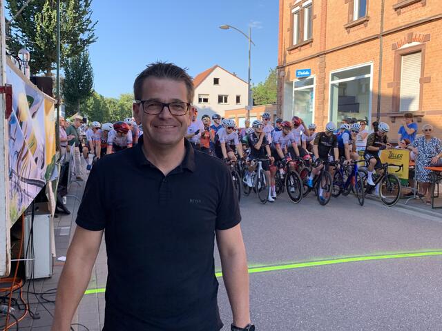 Andreas Zeller ist Hauptsponsor vom Großen Preis der Zeller Recycling GmbH in Mutterstadt | Foto: Michael Sonnick