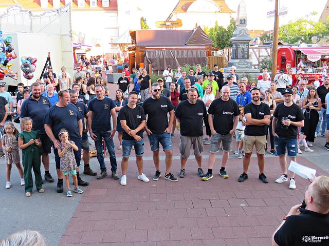 Sein oder nicht sein? Wer von den beiden Teams siegte? | Foto: Brigitte Melder