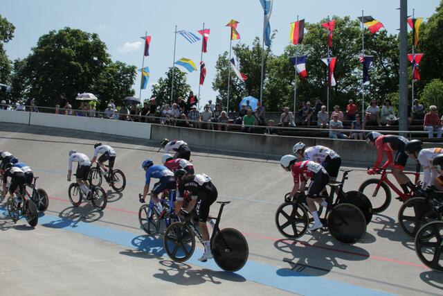 Die Bahnrad-Asse starten am 29. und 30.8 auf der Radrennbahn in Dudenhofen | Foto: Michael Sonnick