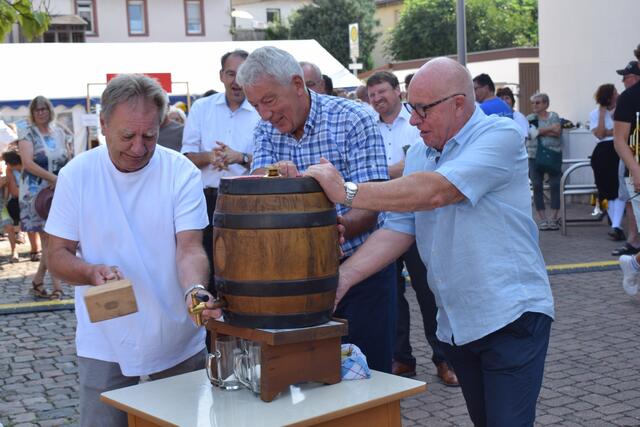 . . . die drei Beigeordneten der Verbandsgemeinde Annweiler Werner Kempf, Wolfgang Engel und Ulrich Böck. (v.l.n.r.) | Foto: B. Bender