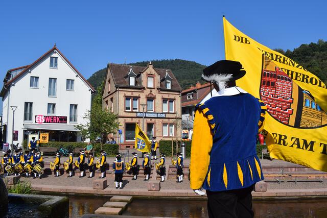 Auftakt auch in diesem Jahr mit den Trifels Herolden | Foto: B. Bender