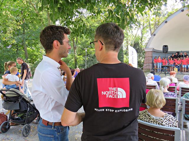 Luca und Reiner beim Feinschliff | Foto: Brigitte Melder