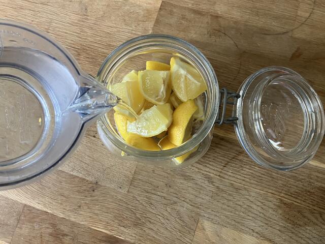 ..und mit Essig übergossen | Foto: Stephanie Walter