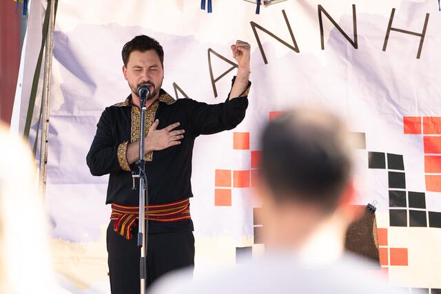 Serghii Ivanchyk begeisterte auf dem Mannheimer Marktplatz. | Foto: Christian Gaier
