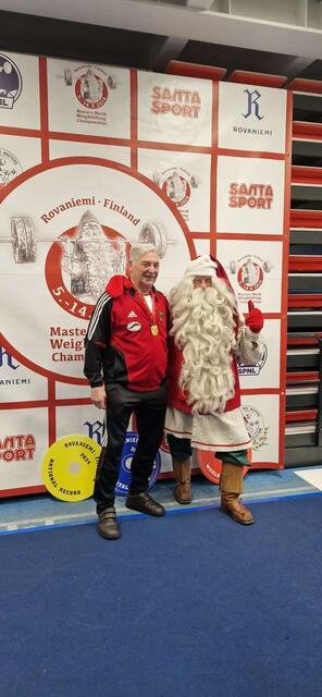 Walter Schüßler ist Weltmeister im Gewichtheben M80  | Foto: ASV Ladenburg