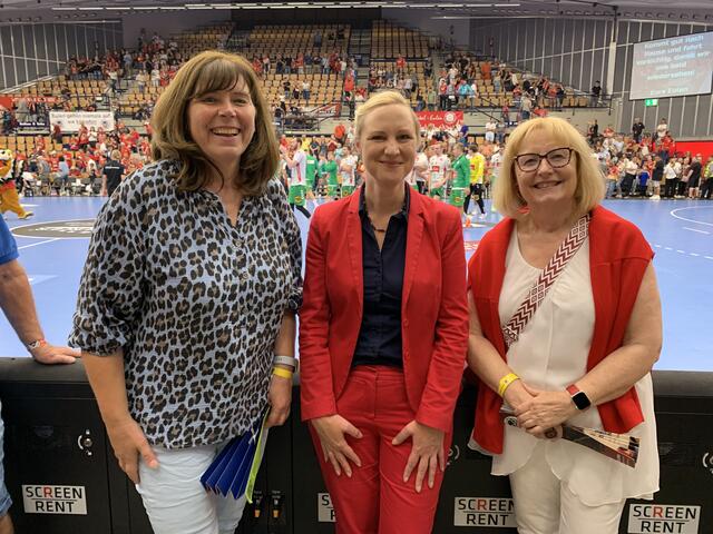 Jutta Steinruck, Dörte Schall und Beate Steeg (von links) | Foto: Michael Sonnick