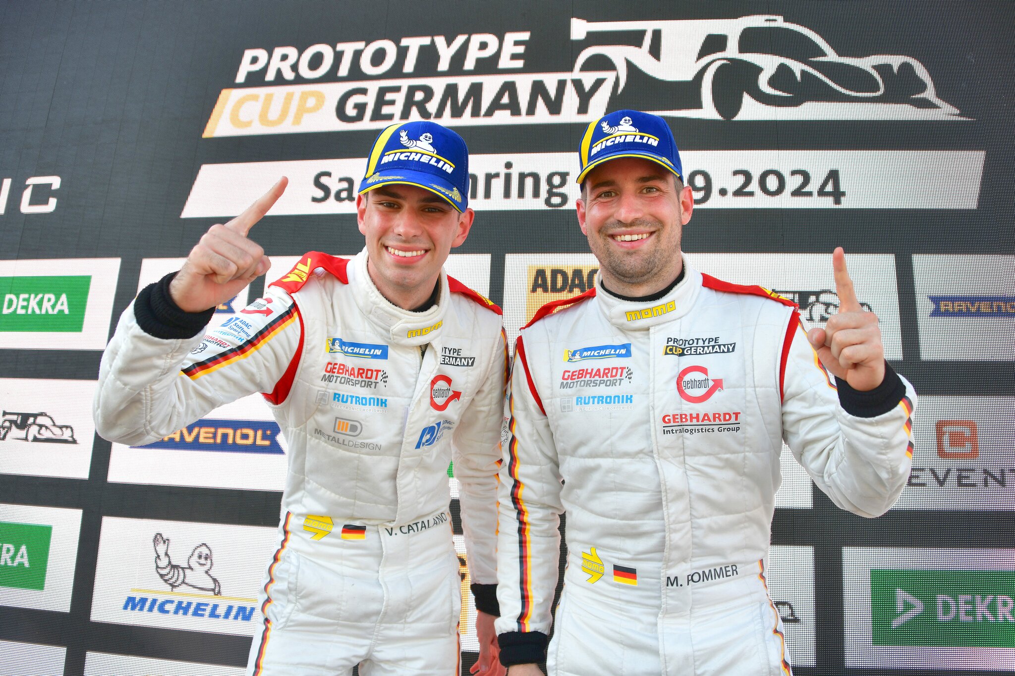 Valentino-Catalano-gewinnt-den-ADAC-Prototype-Cup-Germany-und-feiert-den-gr-ten-Erfolg-in-seiner-Karriere