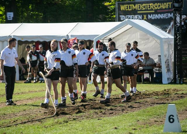 Auf gehts - | Foto: Wolfgang Neuberth