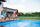 Poolwasser darf nur im Ausnahmefall für den Garten verwendet werden | Foto: Halfpoint/stock.adobe.com