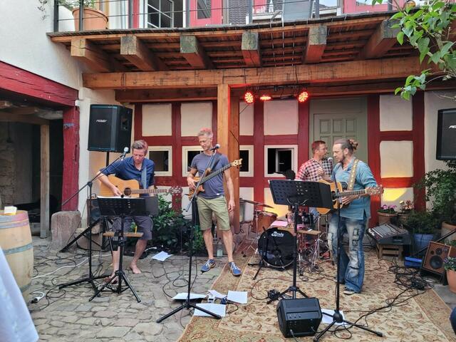 Musik im Querhaus bei der Familie Faerber Dirion | Foto: Gerda Bolz