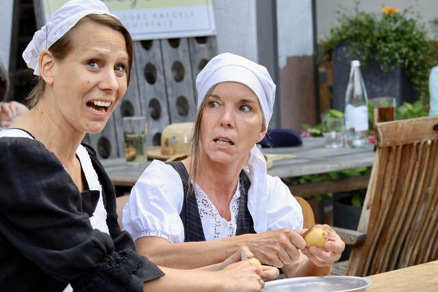 Straßenaufführung des Theater in der Kurve | Foto: Jörg Kaufmann