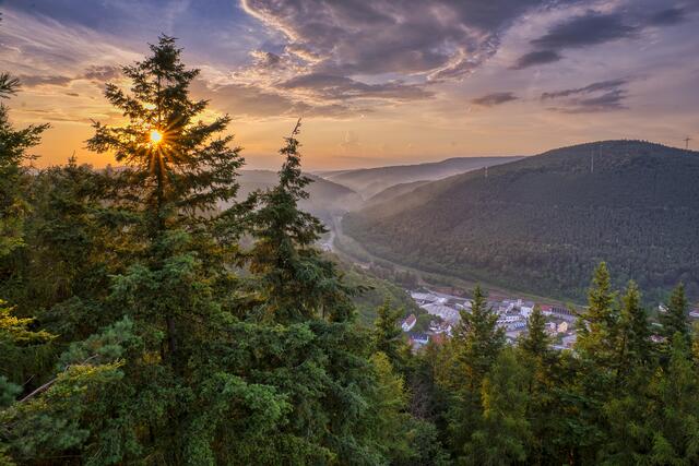 37 Sonnenuntergang auf dem Dicker Stein Turm in Lambrecht | Foto: Alexander Böshans