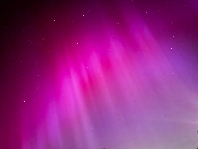 2 Aurora Borealis über Albisheim  | Foto: Tamara Schally