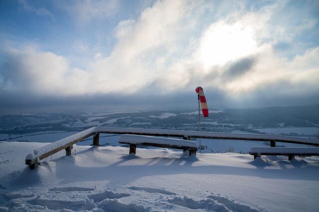 24 Auf der Drachenflugschanze Pfeffelbach im Winter | Foto: Stefan Jung