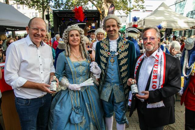 OB Christian Specht ,Carl Theodor (René Kolb) und Gattin Elisabeth Augusta (Franziska Schulz), Bodo Tschierschke  2 (1 von 1) | Foto: Feurio