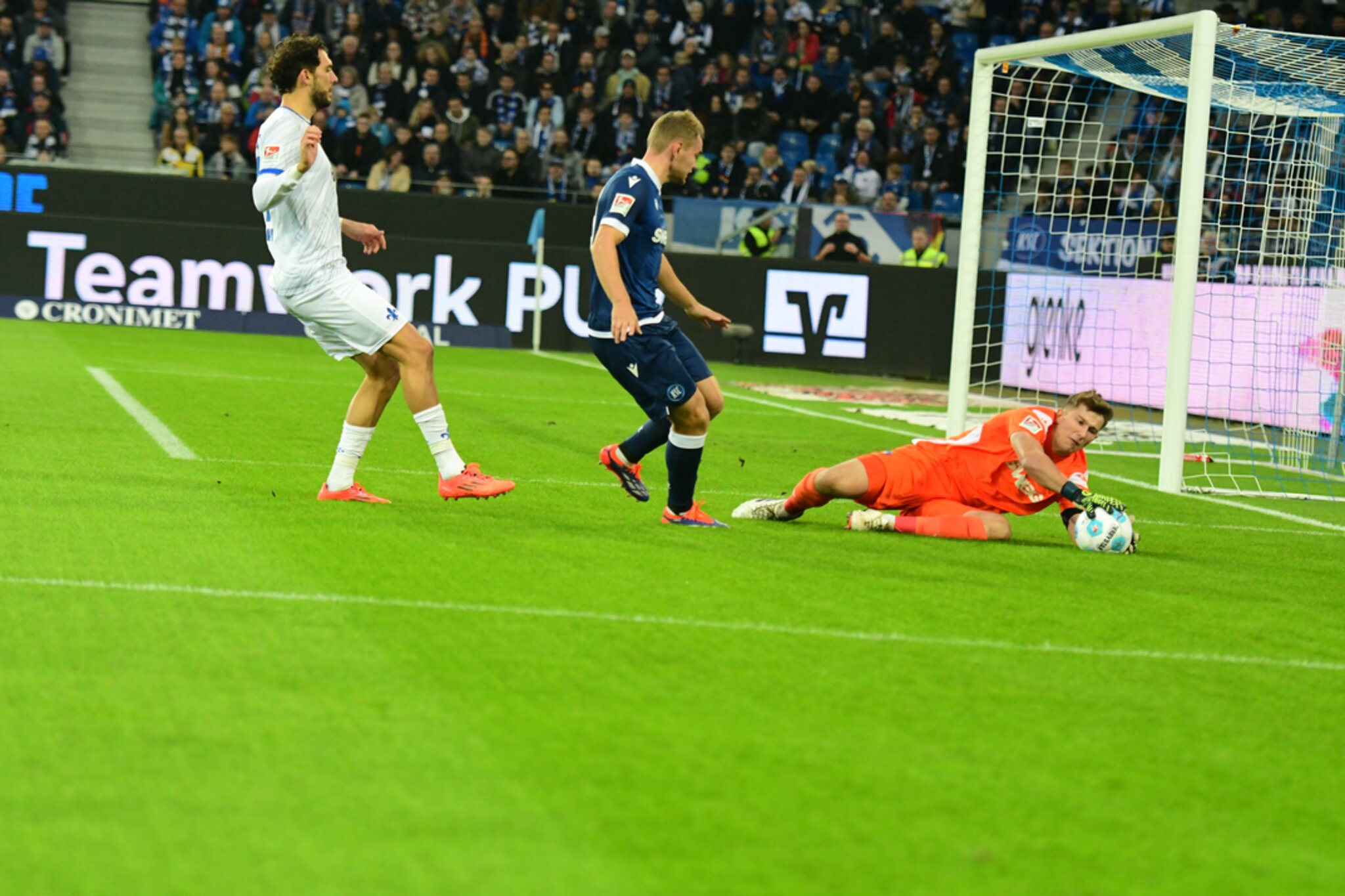 Ihr 5 Spielt Jetzt 4 Gegen 3 Volles Haus & tolles Spiel im Wildparkstadion: Karlsruher SC spielt 3