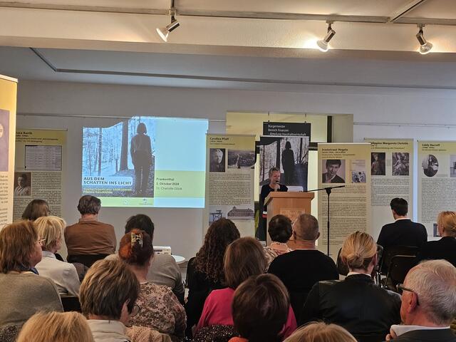 Ausstellung "Aus dem Schatten ins Licht" | Foto: Gisela Böhmer