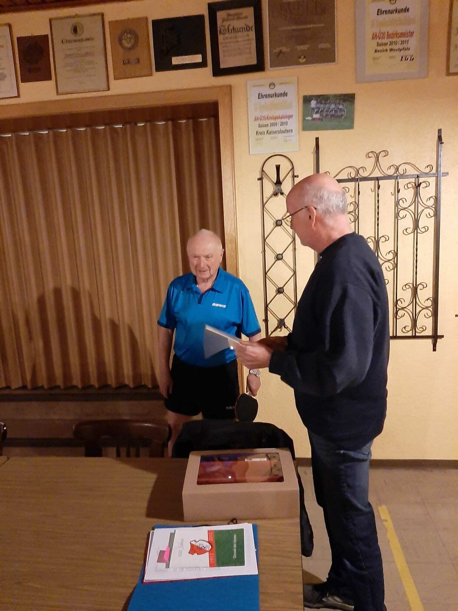 Dietrich zum Ehrenmitglied ernannt Auszeichnung für langjähriges