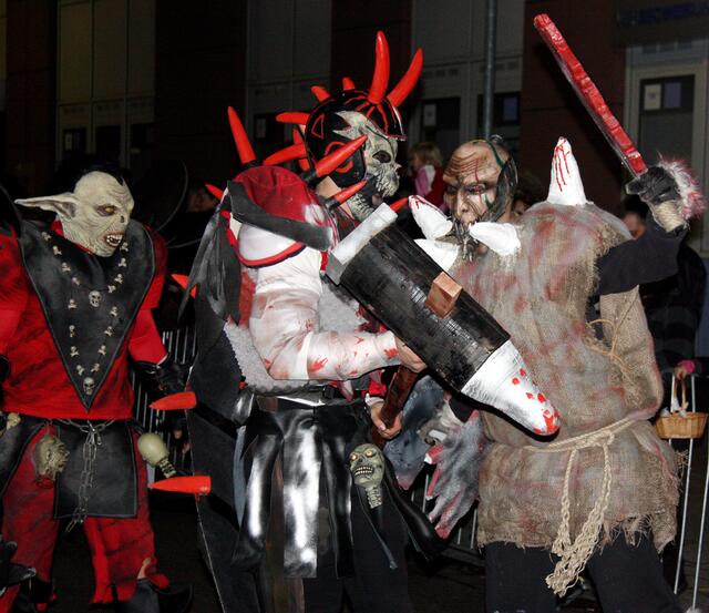 Impressionen von einer Halloween-Parade 2010 | Foto: Jens Vollmer