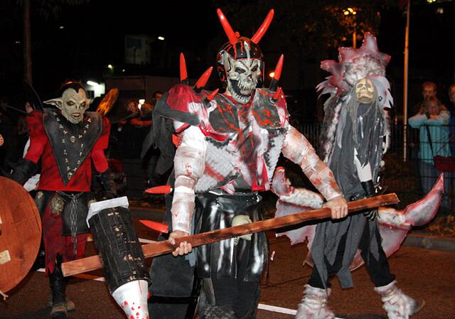 Impressionen von einer Halloween-Parade 2010 | Foto: Jens Vollmer