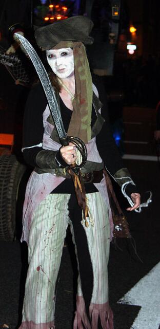 Impressionen von einer Halloween-Parade 2010 | Foto: Jens Vollmer