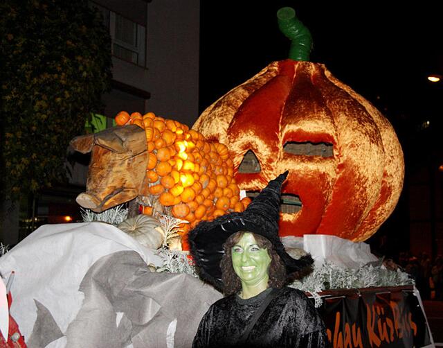 Impressionen von einer Halloween-Parade 2010 | Foto: Jens Vollmer