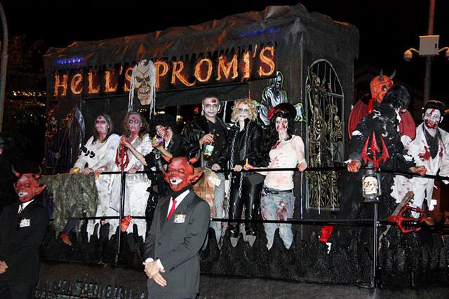 Impressionen von einer Halloween-Parade 2010 | Foto: Jens Vollmer