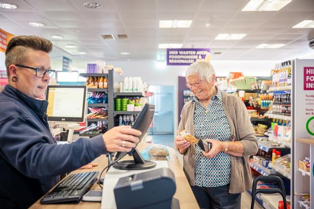 Etwa 20 Stunden in der Woche ist der Tante Enso-Markt mit Personal besetzt. | Foto: Tante Enso