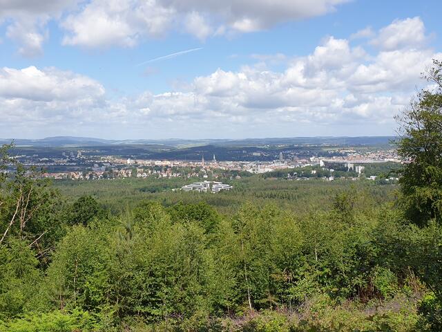 RPTU, Fritz-Walter-Stadtion und die Höhenzüge des Nordpfälzer Berglandes | Foto: Ralf Vester