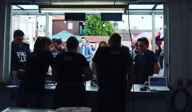 Bestellannahme  | Foto: Florian Bauer