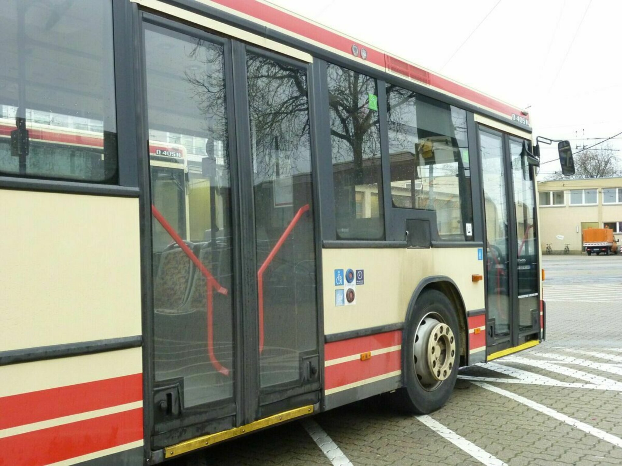 -Shuttle-zum-Karlsruher-Wildparkstadion