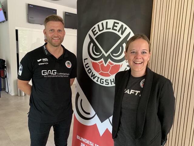 Eulen-Trainer Johannes Wohlrab mit Lisa Heßler | Foto: Michael Sonnick