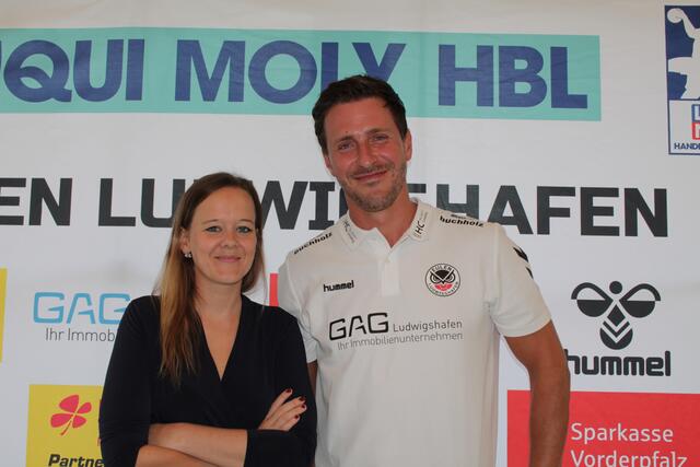 Lisa Heßler mit dem ehemaligen Eulen-Trainer Benjamin Matschke | Foto: Michael Sonnick