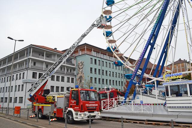 Zum ersten Mal probte die Pirmasenser Feuerwehr den Ernstfall auf dem Novembermarkt | Foto: Frank Schäfer