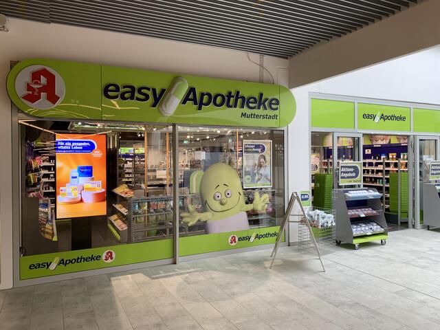 Die Easy - Apotheke ist auch schon geöffnet | Foto: Michael Sonnick