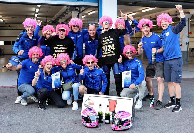 Freude nach dem Titelgewinn | Foto: Steinhausen Racing Team