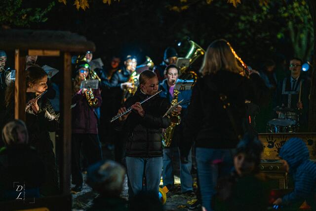 Noch ein Stück im Garten spielen  | Foto: DL Fotografie - Daniel Löwedey