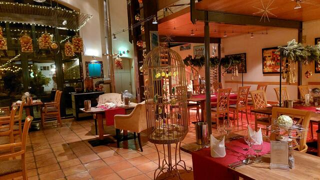 Das Ambiente: der weihnachtlich geschmückte Salische Hof in Schifferstadt | Foto: privat