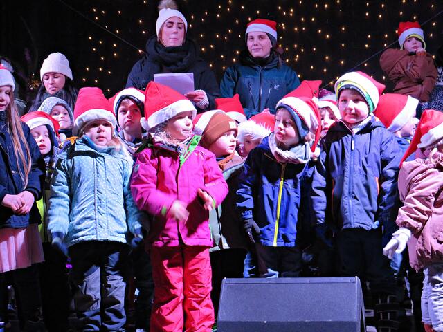 Weihnachtsmarkt Böhl- Iggelheim: Impressionen von der Eröffnung des Weihnachtsmarktes Böhl-Iggelheim 2023 | Foto: Brigitte Melder
